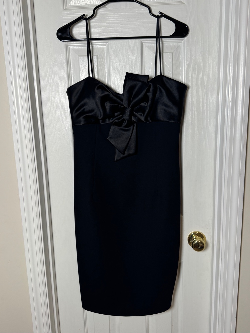 Maggy London Black Satin Bow Sweetheart Cocktail Dress - Size 12